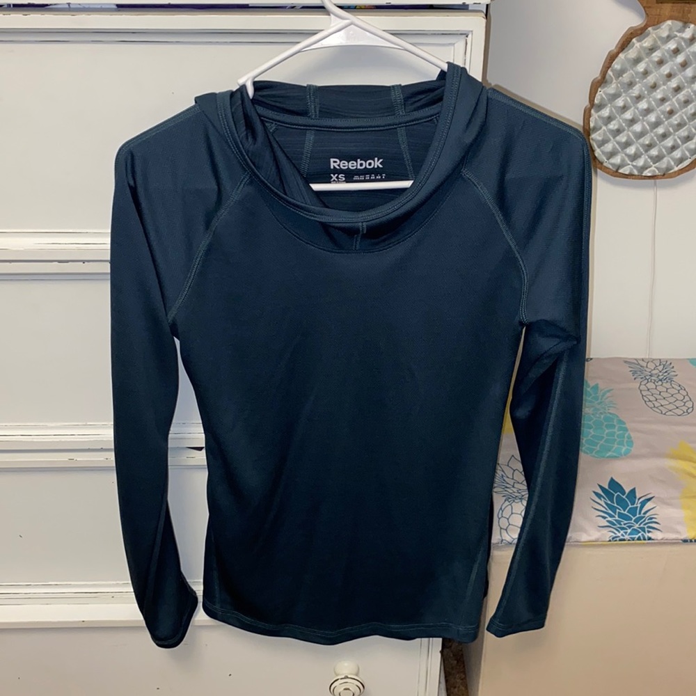 Reebok Long Sleeve With Hood